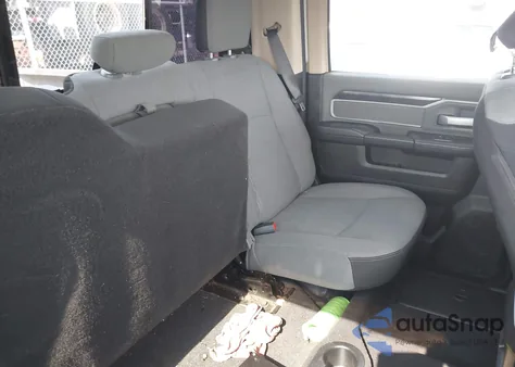 2019 Ram 2500 Big Horn 4X4 6'4 Box from USA, damaged, VIN 3C6UR5DL0KG590912